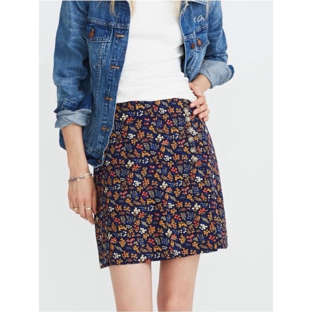 Madewell Navy Floral Faux Wrap Mini Skirt Button Detail Size 2 Cottagecore